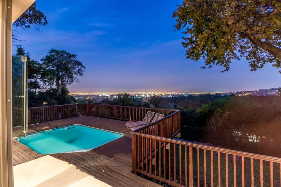 4 Bedroom Property for Sale in Newlands Western Cape